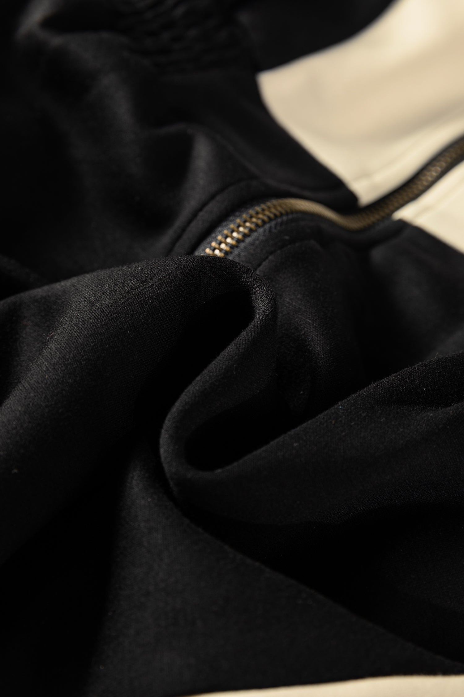 Black Two-tone Long Sleeve Zipped Front Casual Romper